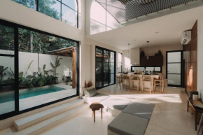 Architects Dream Stylish 4-bedroom Home